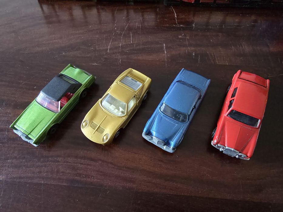 Matchbox колички - продават се само в комплект