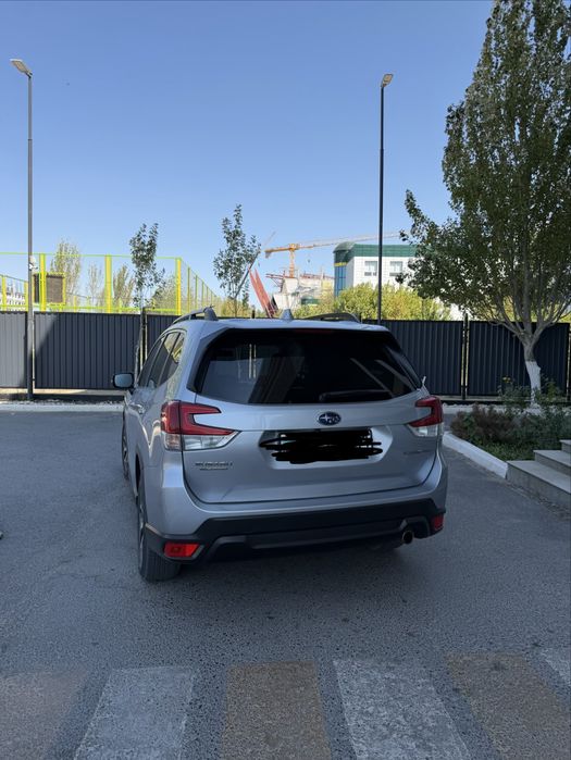 Автомобиль Subaru