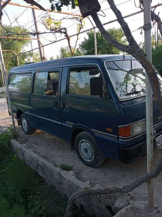 Мошина ишлаб турипти марка мазда