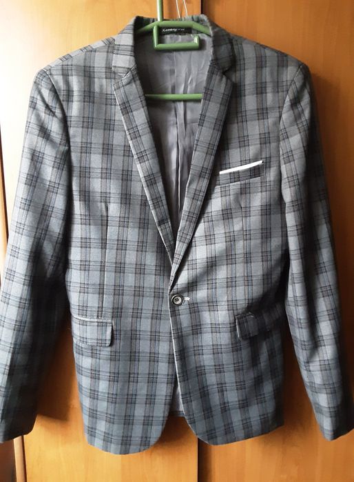 Мужская одежда: пиджак, рубашки