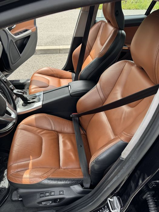 VOLVO V60 2014 — imagine 3
