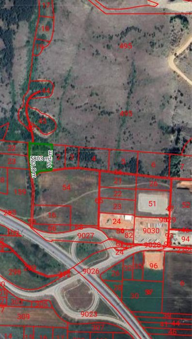 Продава се земеделска земя в близост до магистрала Европа