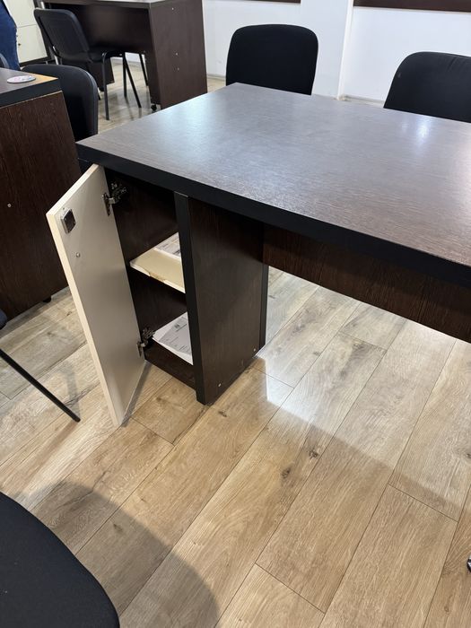 Vand mese tip birouri