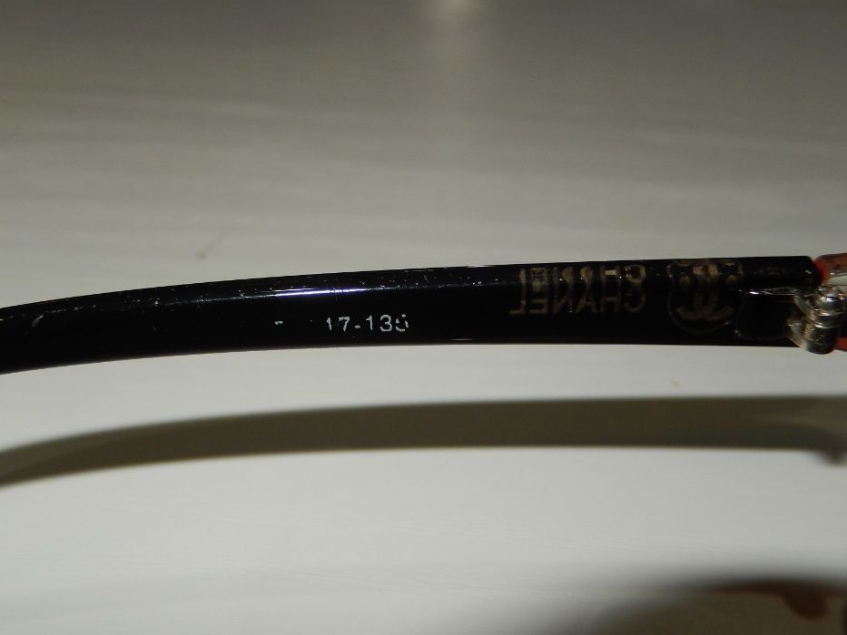 Продавам дамски слънчеви очила Chanel