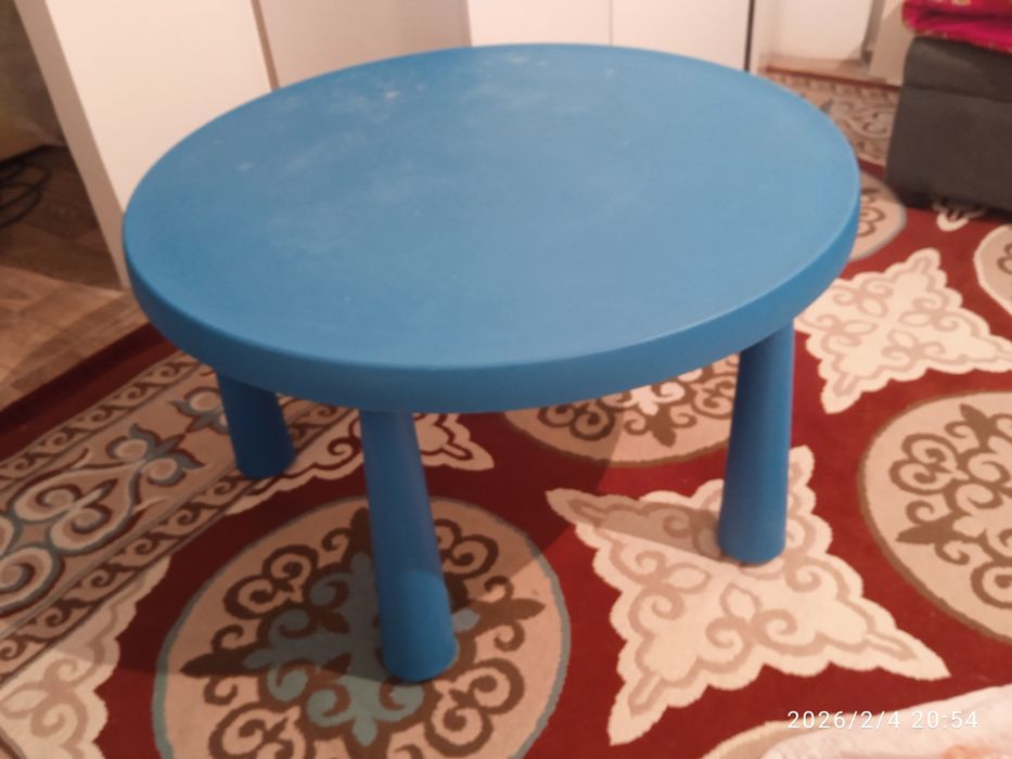 Стол детский круглый б/у
