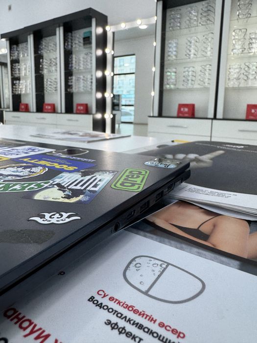 Ноутбук Asusvivibook