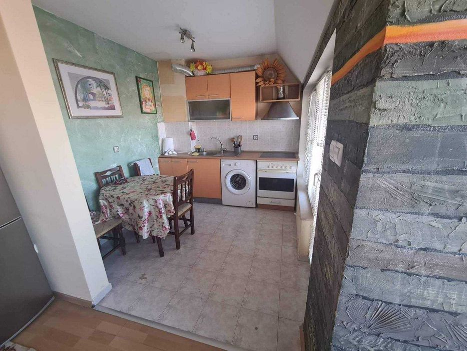 Дава се под наем Двустаен апартамент в Бургас, Център - 50 кв.м за 204 € - Снимка #7