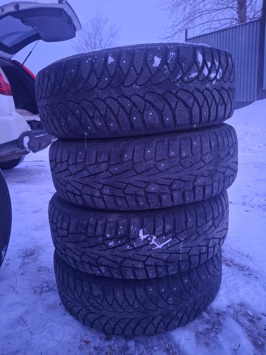 Зимние шины  б/у  195/65/15