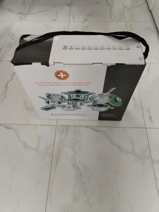 Vând set de oale compus din 12 bucăți