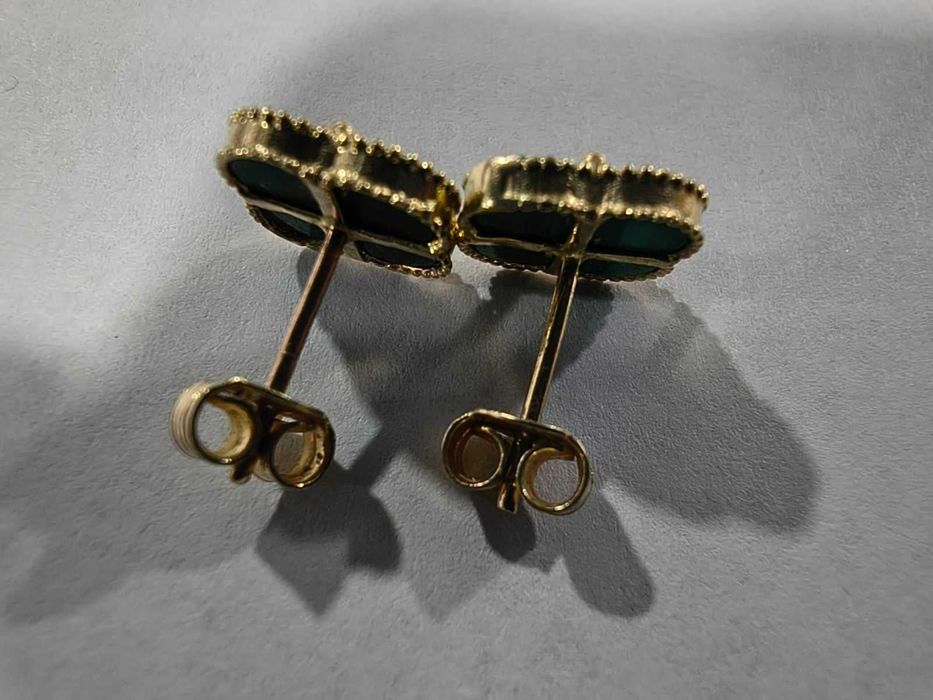 Златни обеци 14к с камък