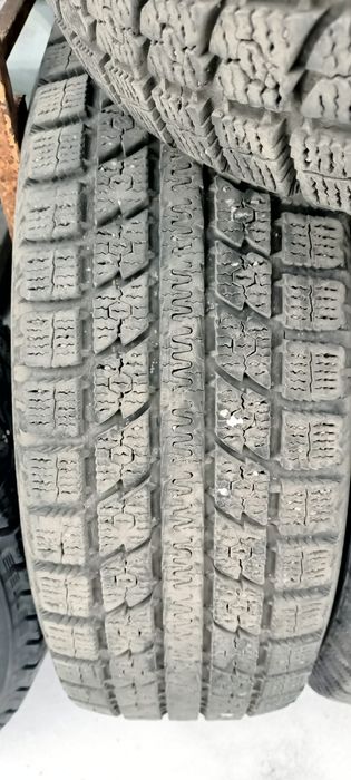 Резина 215×70×16. Toyo -Корея .