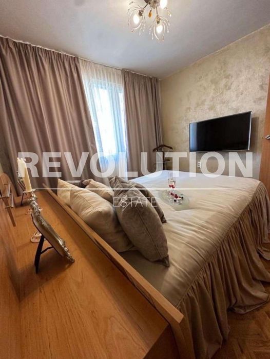 Дава се под наем Тристаен апартамент в Варна, Лятно кино Тракия - 70 кв.м за 900 € - Снимка #4