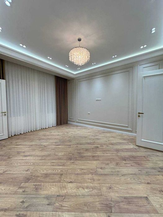 1,7 соток
300 м² | 5 комнат | 3 уровня Академгородок IT Park