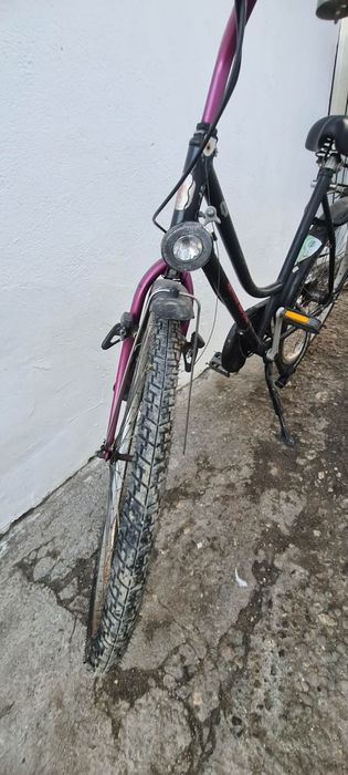 Vând bicicleta perfect functionala!