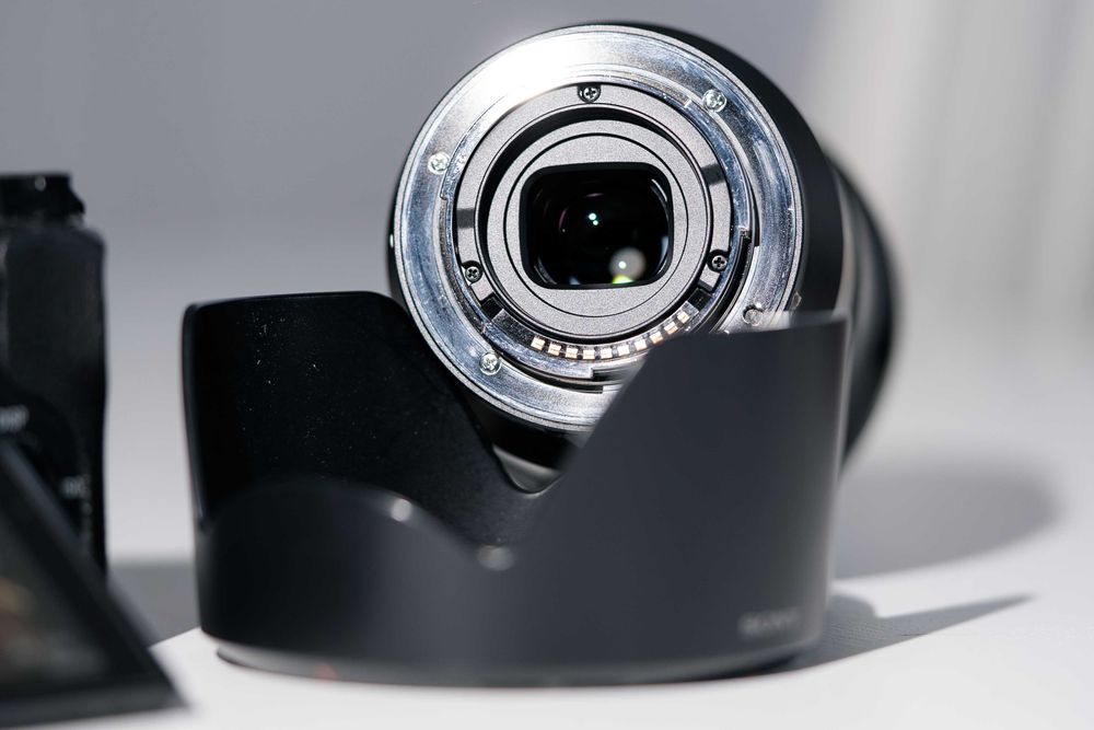 Obiectiv Sony E mount APSC - G 4/18-105