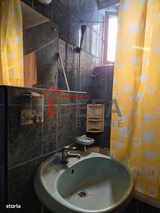 Apartament cu 4 camere și 2 băi, 78,5 mp, logie și boxă, Bld. Traian