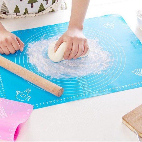 Голяма силиконова подложка за месене/точене/печене 50х40см.
