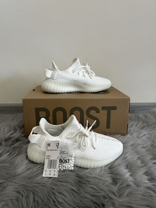 Adidas yeezy boost 350 V2 cream white