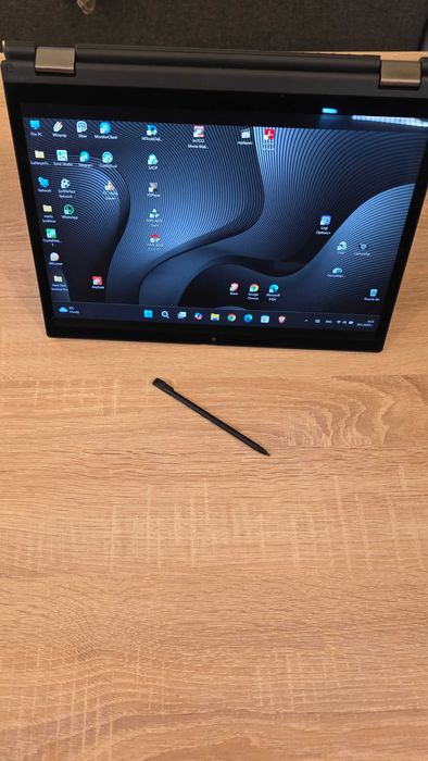 Lenovo ThinkPad X13 2 in 1 Gen 3 (13.3") Core i7 1265U,512GB SSD,16GB