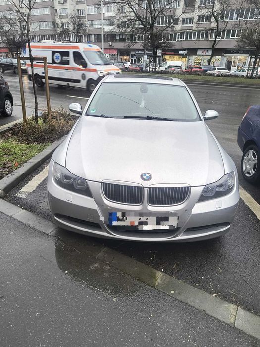 Vând BMW , stare foarte bună de funcționare