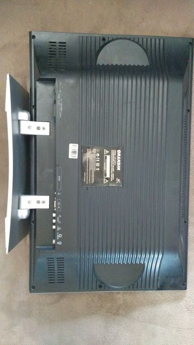 19 инча телевизор