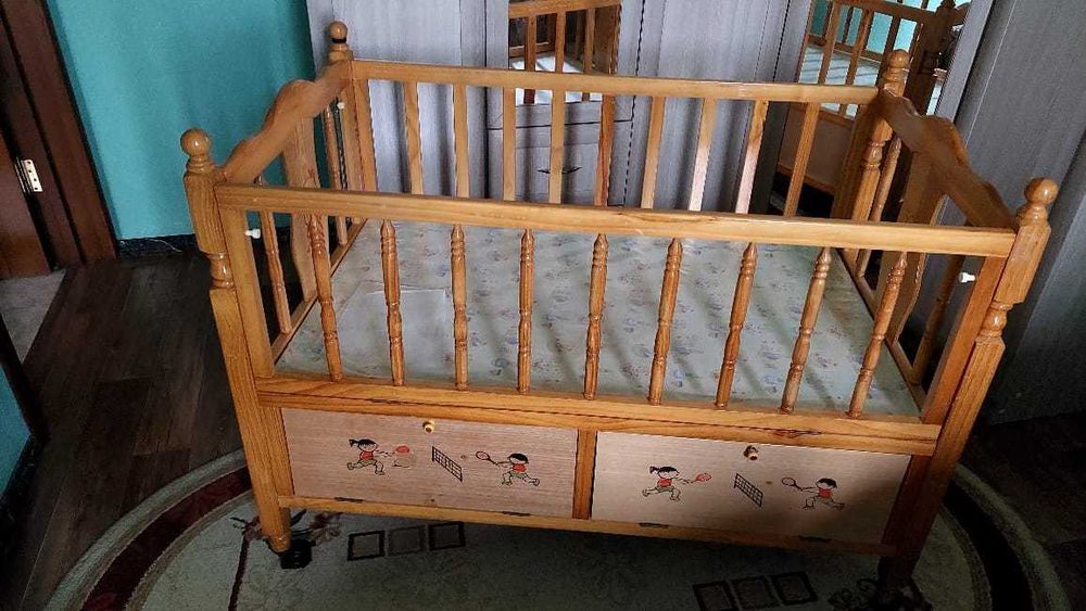 Продаем детский манеж