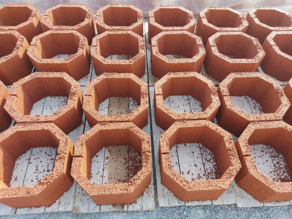 Квадратные блоки для колон и тумбы