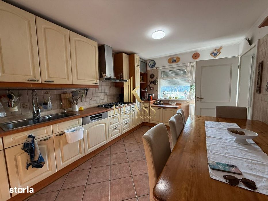 Vila spatioasa cu piscina, sauna si sera – Corbeanca