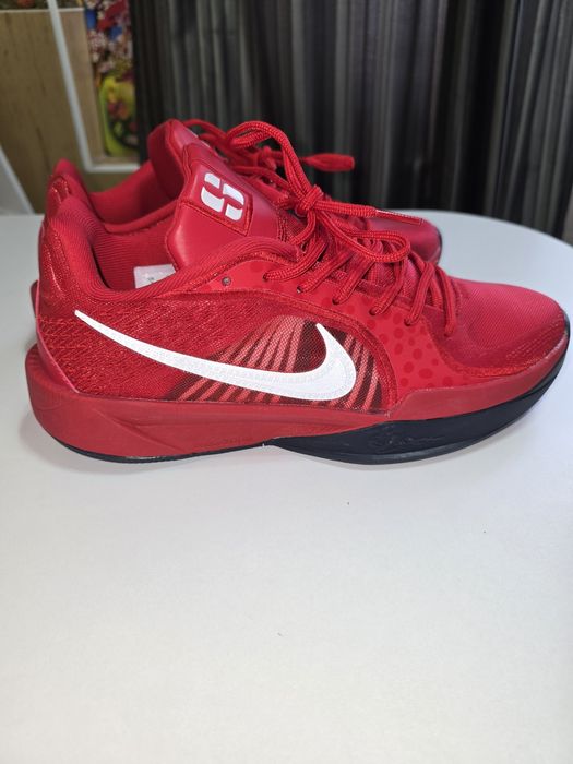 Продам кроссовки Nike новые.