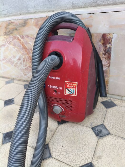 Пылесос сотилади 200 минг