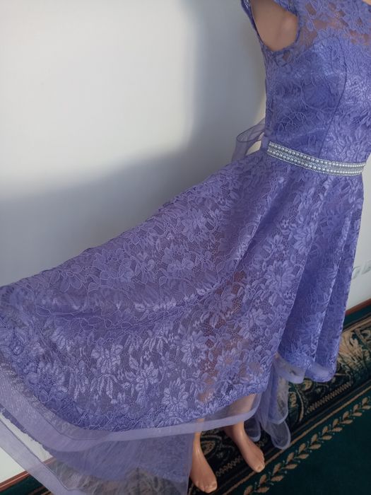 Продам два вечерних  платья