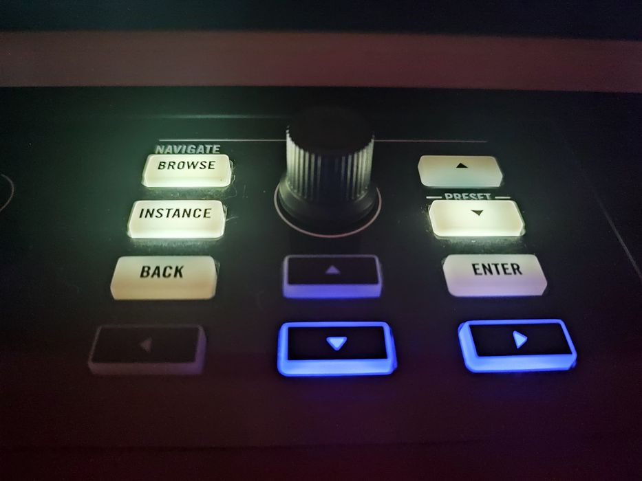 Клавиатура MIDI Native Instruments Komplete Kontrol S61