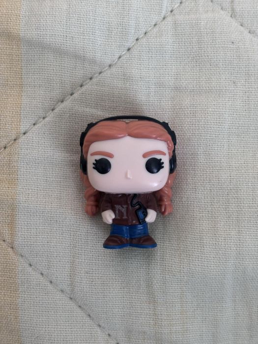 kinder joy stranger things