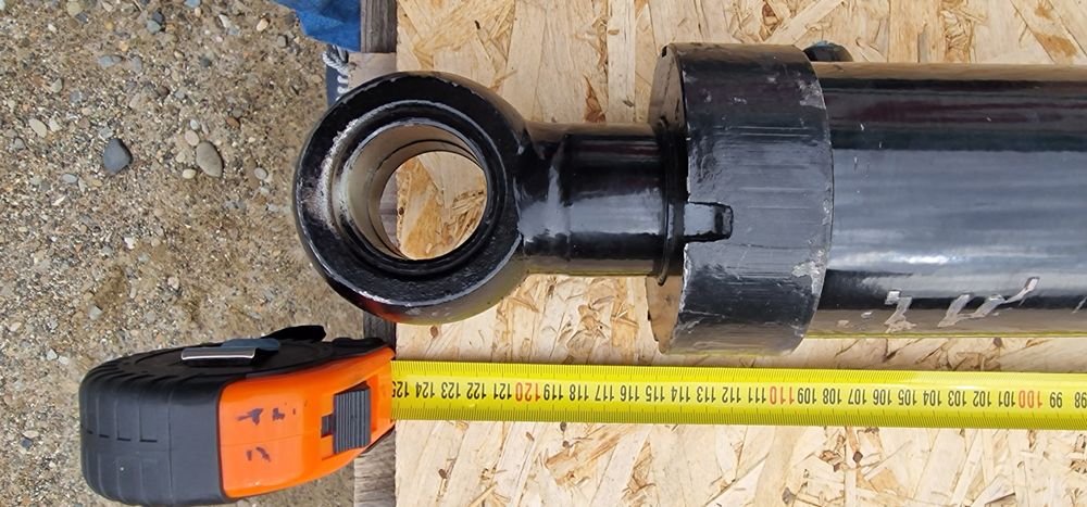 Cilindru hidraulic ifron lungime 1.20 m lungime între gauri și cu 1.10