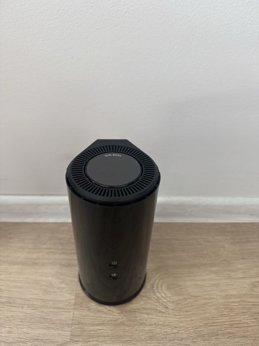 Router Wireless D-Link DIR-860L.