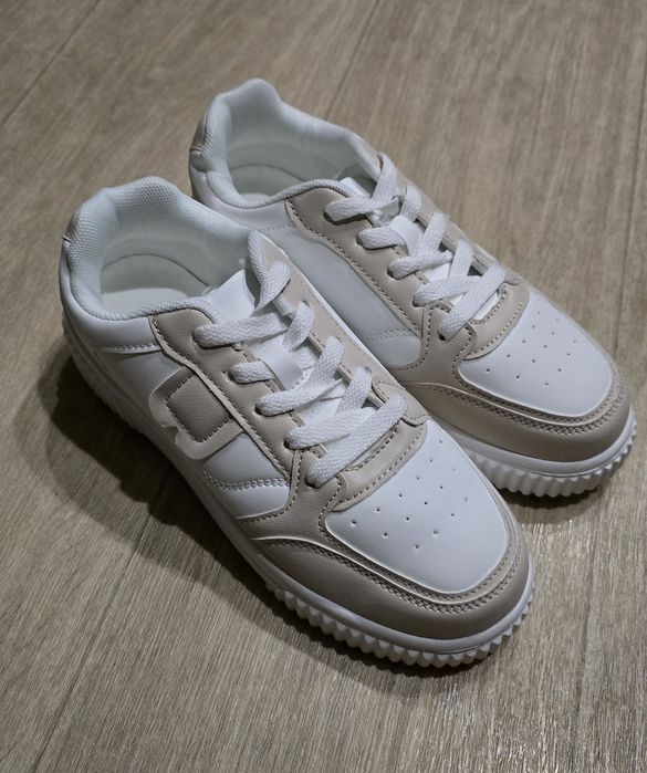 Продам новые кеды 38 размер