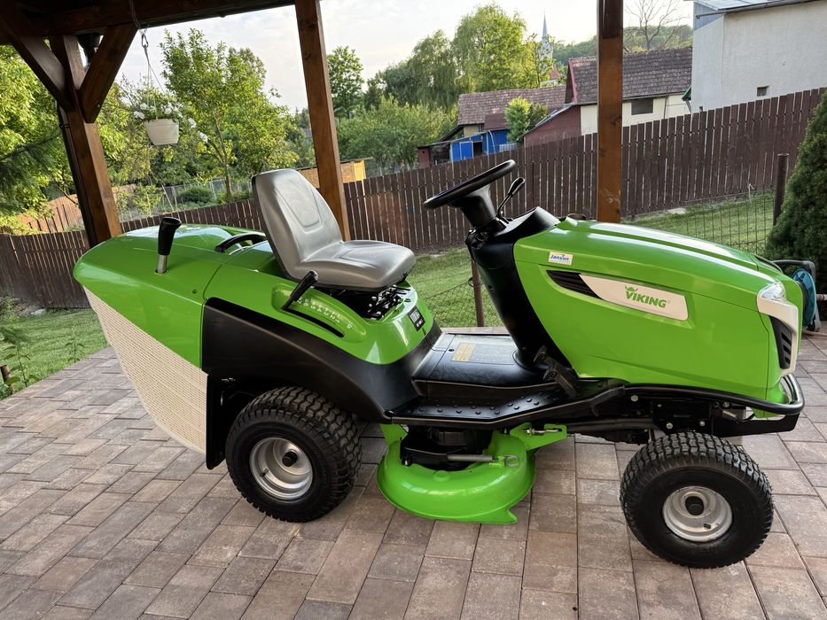 Vand tractoras tuns iarba Viking