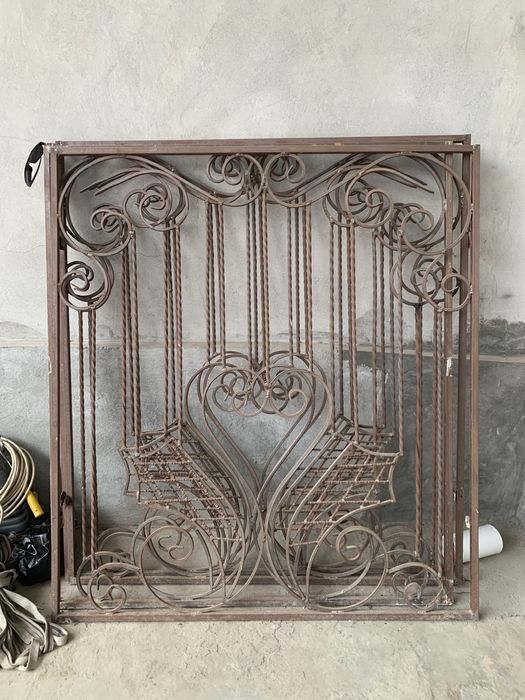 deraza uchun panjara