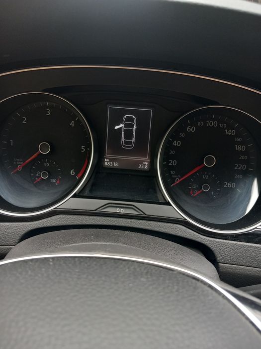 VOLKSWAGEN Passat 2018 — imagine 4