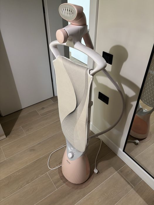 Aparat de Calcat Vertical Philips GC552/40 ComfortTouch Putere 1800W Tehnologie FlexHead Roz