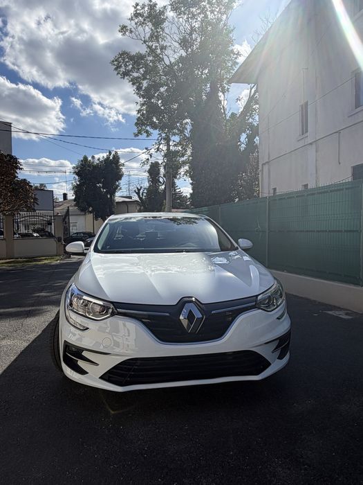 URGENT Renault Megane 1.5 110 cp automat 8.000 km