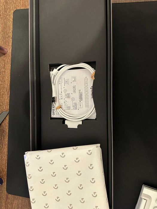 Vând Logitech G915 X LIGHTSPEED – stare impecabilă