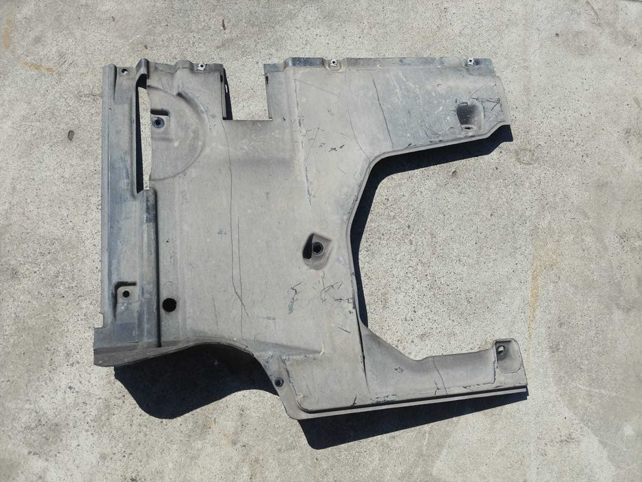 scut capac aparatoare dreapta spate 2.0 tdi audi q5 sq5 fy 4x4 2020 80a825216a