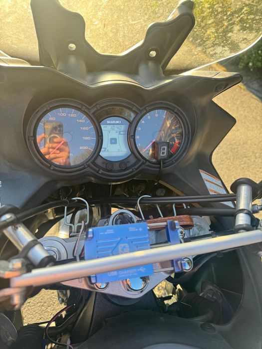 Suzuki v-strom DL650