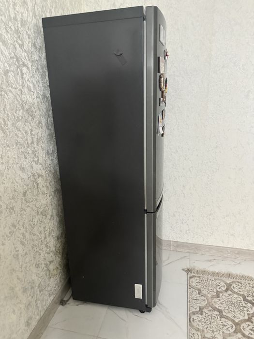 холодильник Samsung