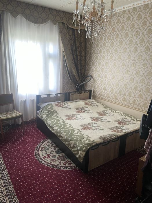 Sergeli 5 uy sotiladi