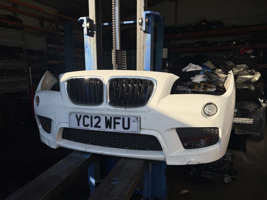 Pachet M BMW x1 e84 Bara fata M Bara spate M x1