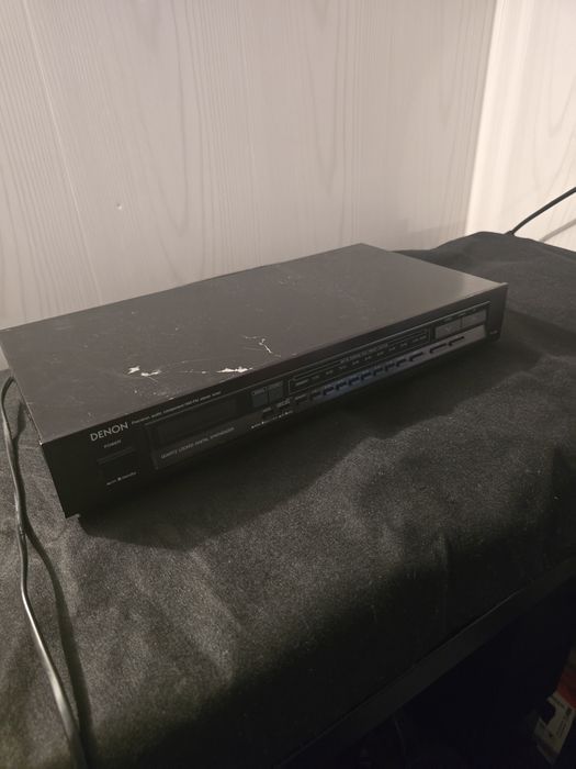 Tuner Denon  functional