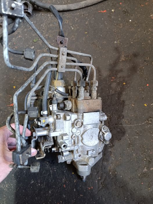Аппаратура на Nissan Serena 2.3л