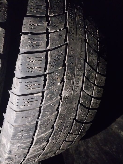 2 шины Triangle Китай. 205 55 R16